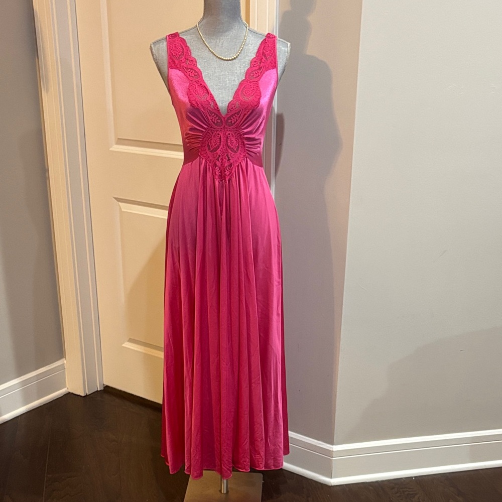 Vtg Olga Elegant Pink Lace Evening Gown